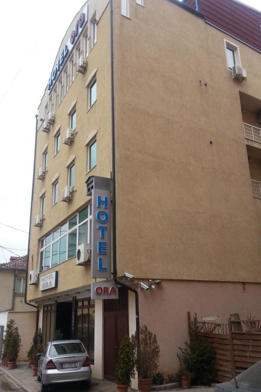 Hotel Ora Приштина Екстер'єр фото