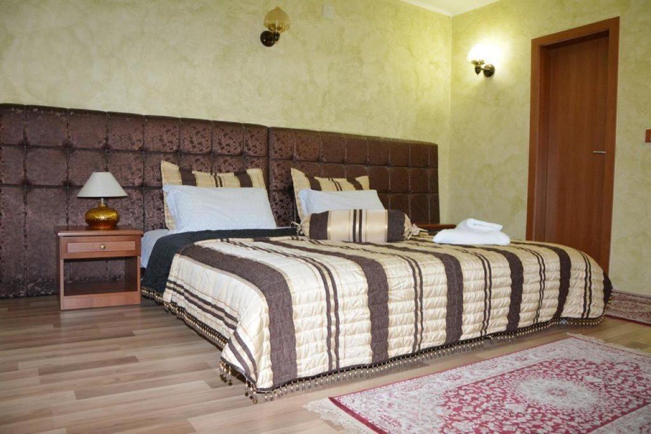 Hotel Ora Приштина Екстер'єр фото