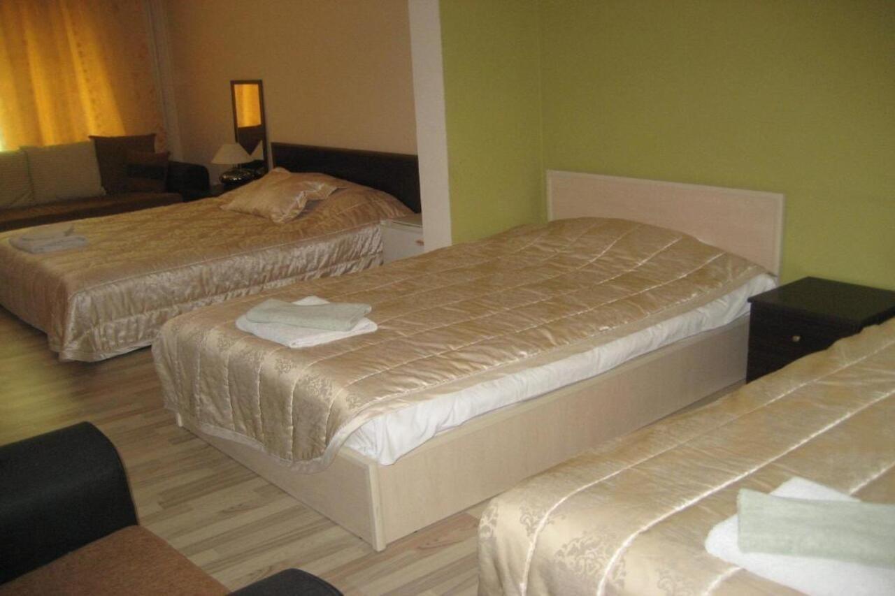 Hotel Ora Приштина Екстер'єр фото