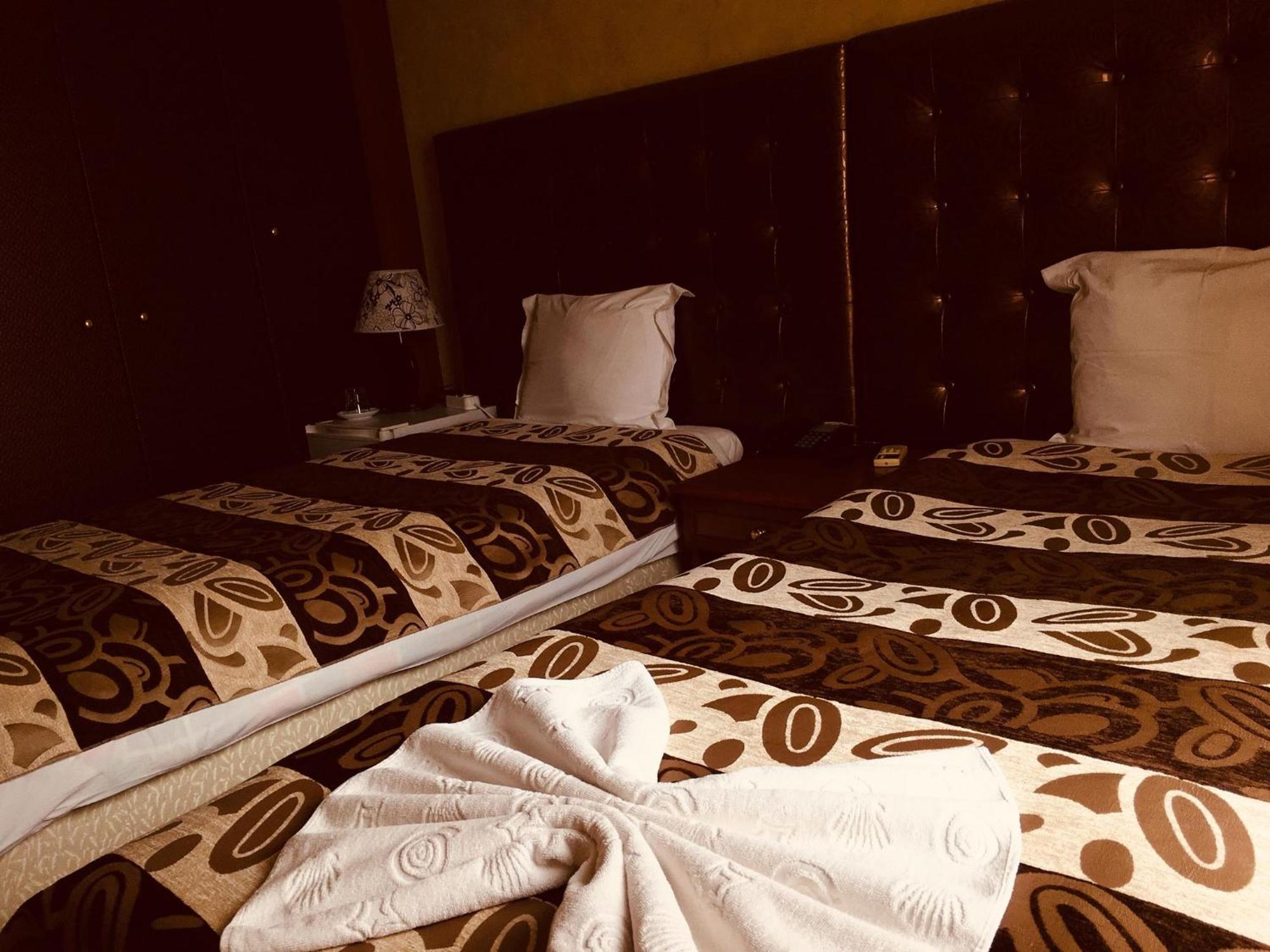 Hotel Ora Приштина Екстер'єр фото