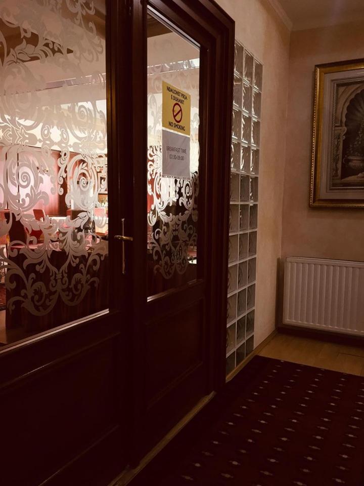 Hotel Ora Приштина Екстер'єр фото
