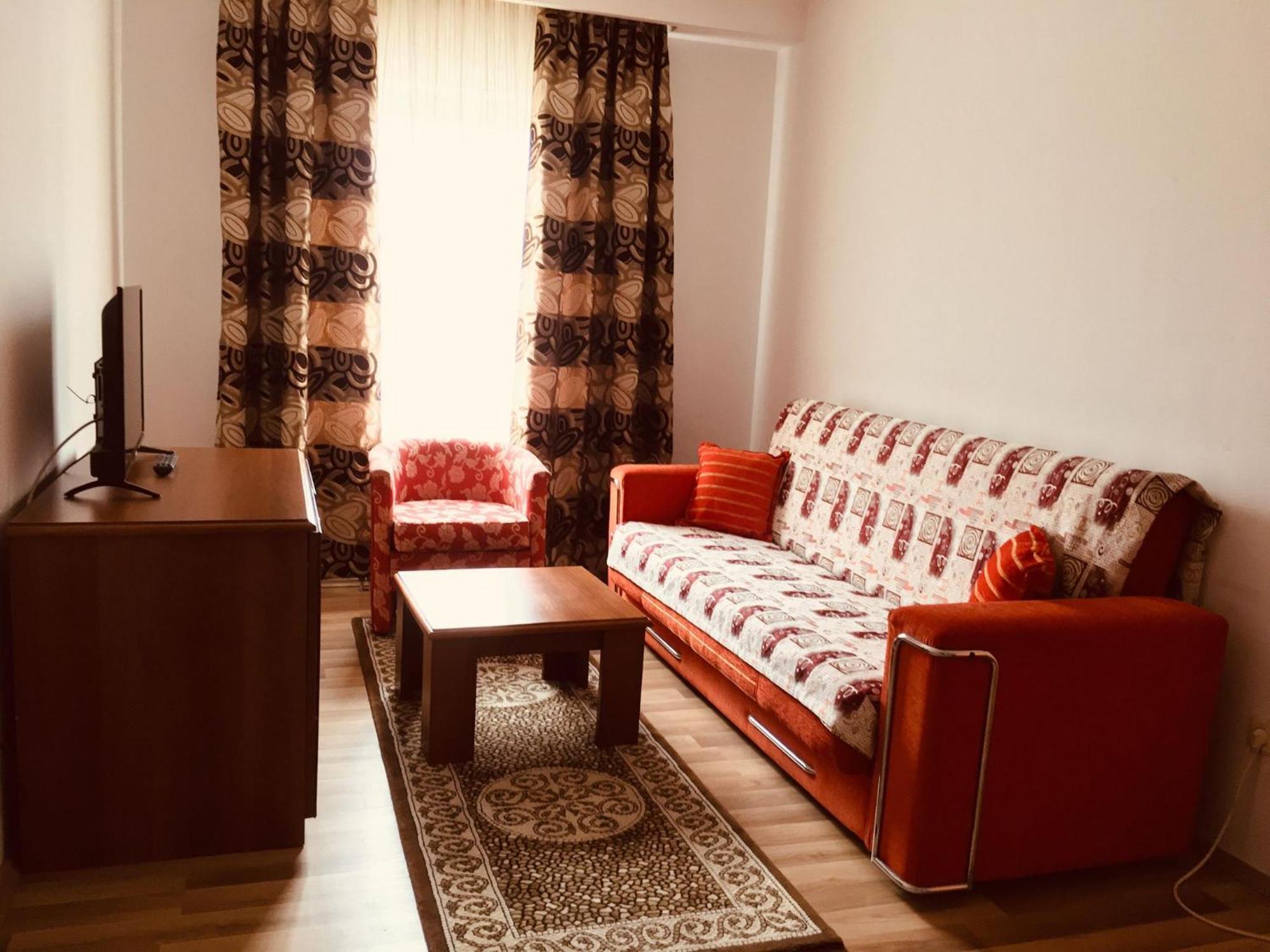 Hotel Ora Приштина Екстер'єр фото