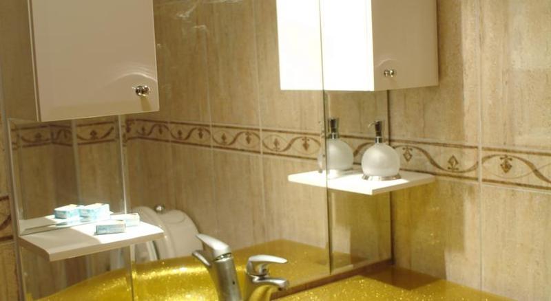 Hotel Ora Приштина Екстер'єр фото