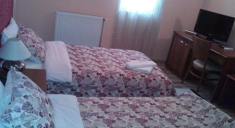 Hotel Ora Приштина Екстер'єр фото